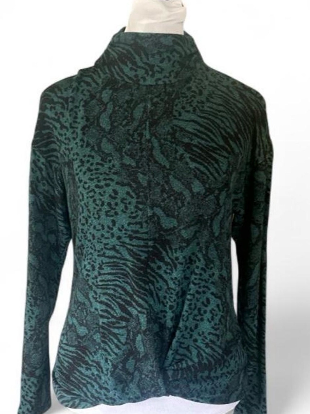 Jennifer Lopez green and black zebra print  in XS